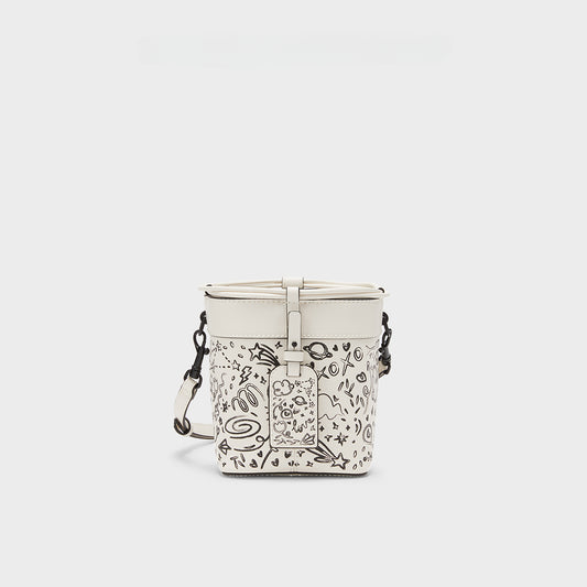 Charles & Ke*th -Cordele Printed Bucket Bag In Cream -On SALE